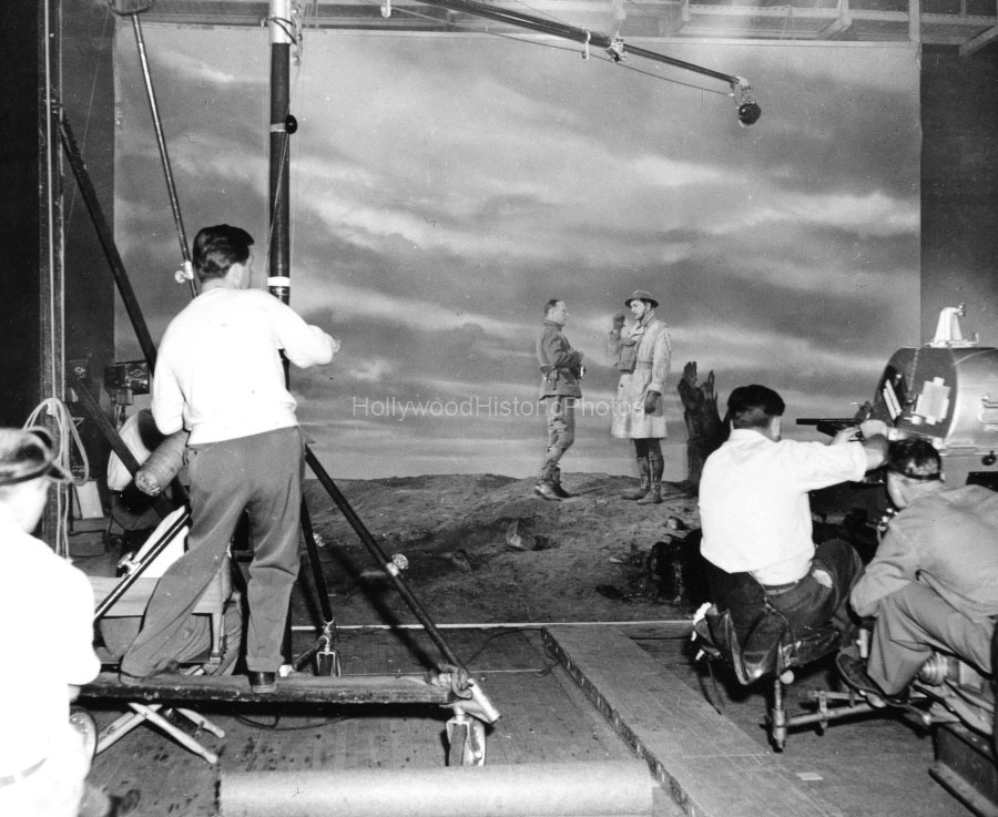 Rear Projection 1941.jpg
